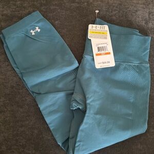 New with Tags! Under Armour Cropped Leggings